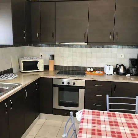 Breathtaking Sea And Mountain Views With Private Pool, Peace Full Relaxing With Wifi Near Shops And Restaurants * Kefalas