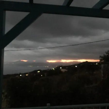 Breathtaking Sea And Mountain Views With Private Pool, Peace Full Relaxing With Wifi Near Shops And Restaurants 别墅 Kefalas