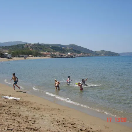 Breathtaking Sea And Mountain Views With Private Pool, Peace Full Relaxing With Wifi Near Shops And Restaurants *