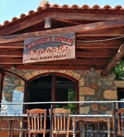 Breathtaking Sea And Mountain Views With Private Pool, Peace Full Relaxing With Wifi Near Shops And Restaurants