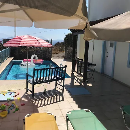 Villa Breathtaking Sea And Mountain Views With Private Pool, Peace Full Relaxing With Wifi Near Shops And Restaurants La Canée