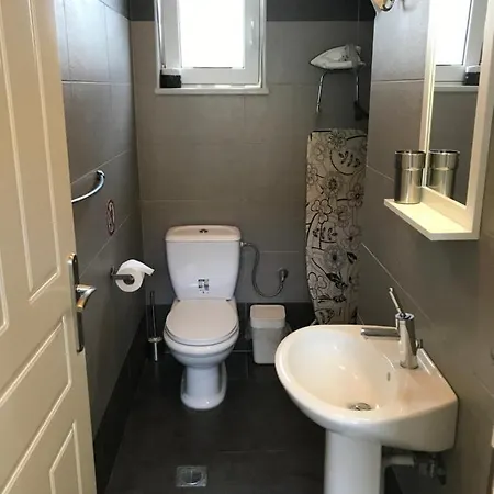 Breathtaking Sea And Mountain Views With Private Pool, Peace Full Relaxing With Wifi Near Shops And Restaurants Βίλα *