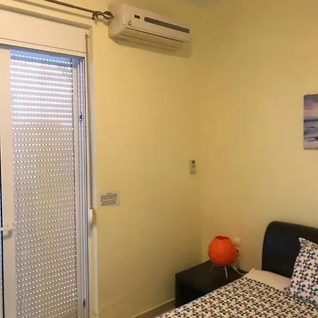 Breathtaking Sea And Mountain Views With Private Pool, Peace Full Relaxing With Wifi Near Shops And Restaurants *