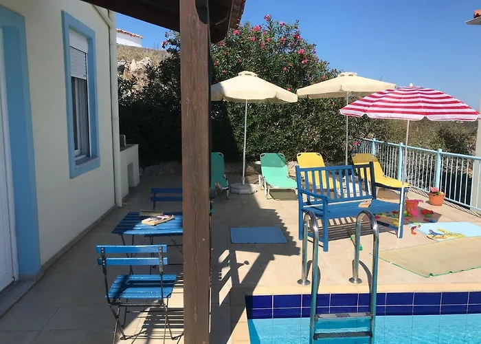 Breathtaking Sea And Mountain Views With Private Pool, Peace Full Relaxing With Wifi Near Shops And Restaurants * Kefalas