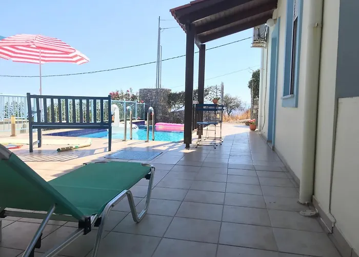 Breathtaking Sea And Mountain Views With Private Pool, Peace Full Relaxing With Wifi Near Shops And Restaurants * Kefalas