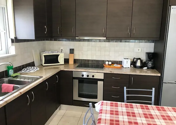 Breathtaking Sea And Mountain Views With Private Pool, Peace Full Relaxing With Wifi Near Shops And Restaurants * Kefalas