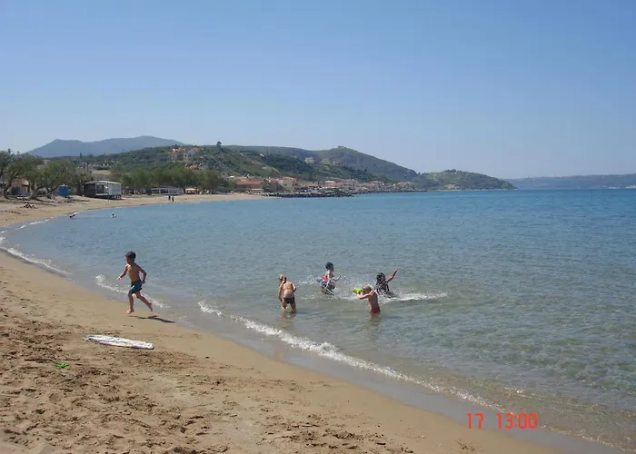 Breathtaking Sea And Mountain Views With Private Pool, Peace Full Relaxing With Wifi Near Shops And Restaurants *