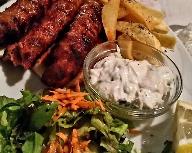 Breathtaking Sea And Mountain Views With Private Pool, Peace Full Relaxing With Wifi Near Shops And Restaurants Kefalas