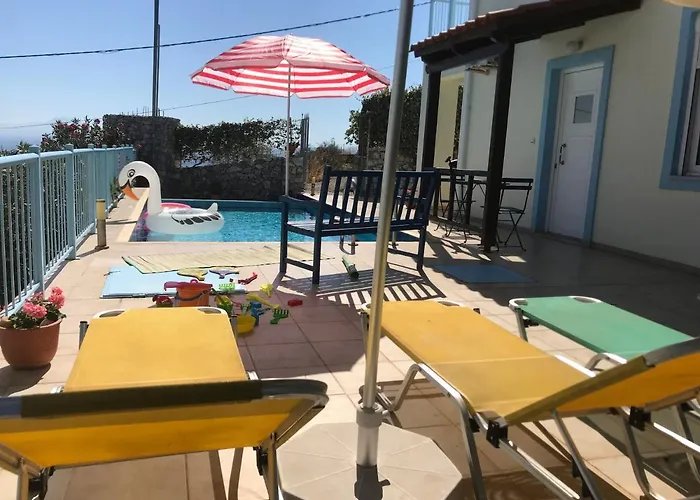 Tranquil Vista Villa: Seaside Retreat With Private Pool * Kefalas