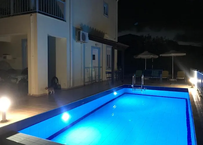 Tranquil Vista Villa: Seaside Retreat With Private Pool Villa Kefalas